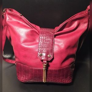 BURGUNDY RAMPAGE PURSE